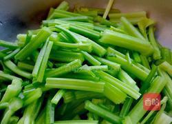 芹菜粉的做法图解2