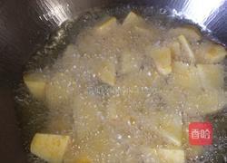 拔丝地瓜的做法图解3