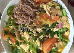 西红柿榨菜鸡蛋面