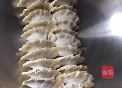 香菇猪肉饺子的做法图解9