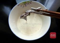 炸香椿鱼的做法图解5