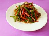 肉丝炒蒜苔