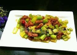 芹菜炒牛肉