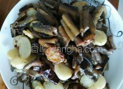 黄鳝炒蒜苗