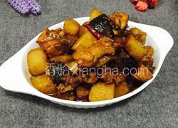 香菇土豆炖鸡块