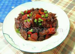 胡萝卜烧牛肉