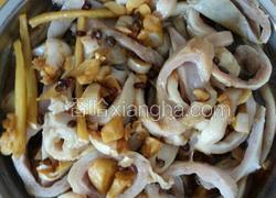 干捞猪尿泡