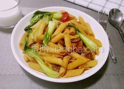 炒意大利通心粉