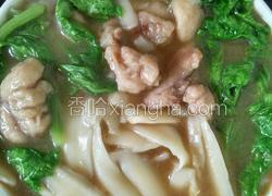 鸡肉刀削面