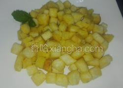 汤类菜肴配菜配 面包粒