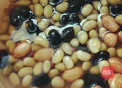 红枣五谷豆浆的做法图解1