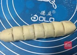 火腿花卷与红枣花卷的做法图解6