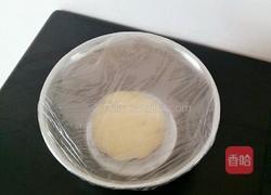 奶香鸡蛋发面椰汁饼的做法图解5