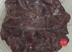 柿子椒炒猪肝的做法图解2