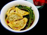 煮冻水饺（山芹菜猪肉馅）