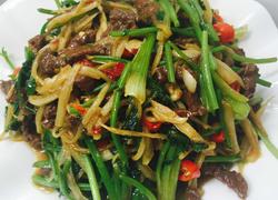 仔姜炒黄牛肉丝
