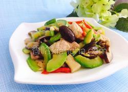 生瓜香菇炒肉