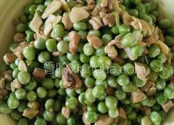 青豆鸡肉丁