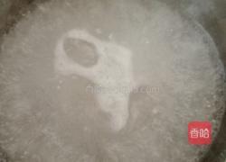 椰奶西米黑珍珠的做法图解3