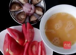 西红柿鸡蛋面的做法图解2
