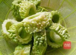 苦瓜酿肉的做法图解1