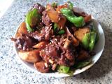啤酒鸭炖鸡腿菇