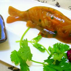鲤鱼猪皮冻的做法[图]