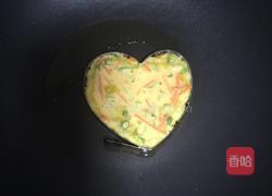 黄瓜胡萝卜鸡蛋饼的做法图解2