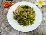芹菜炒千丝
