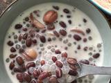 牛奶红豆莲子西米露