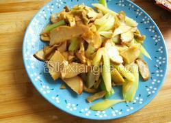 香芹素鸡榨菜
