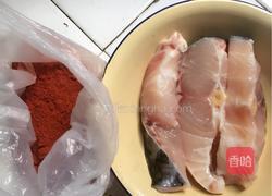 红烧草鱼的做法图解1