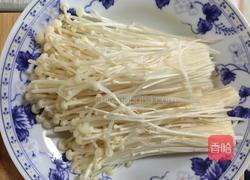培根金针菇卷的做法图解3