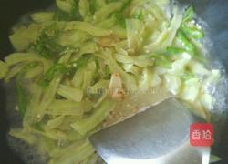 苦瓜炒鸡蛋的做法图解7