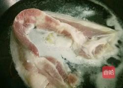 蒜泥白肉的做法图解1
