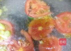 生菜西红柿鸡蛋面的做法图解7