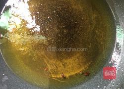 炸小红三鱼的做法图解6