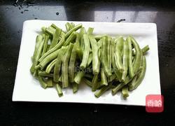 干煸豆角的做法图解3