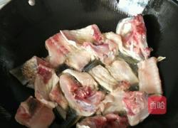 鱼骨架豆腐汤的做法图解3
