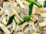 微辣瘦肉炒平菇