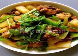 土豆炖鸡块