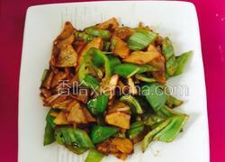 土豆片炒辣椒