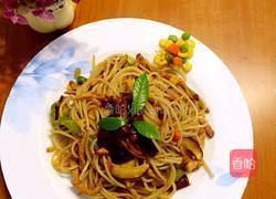 黑胡椒鸡脯意大利面的做法图解7