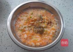 沙拉米饭胡萝卜鸡蛋饼的做法图解9