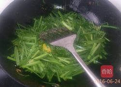 鸡蛋炒韭菜的做法图解5