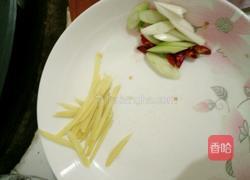 青椒炒肉丝的做法图解2