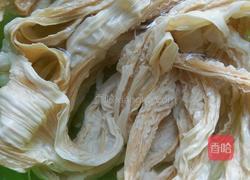 胡萝卜腐竹煲牛腩的做法图解3