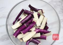 泰式酱烧茄子的做法图解1