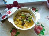 沙锅煲土豆块咖喱鸡汤的做法[图]
