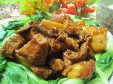 红烧肉炖土豆